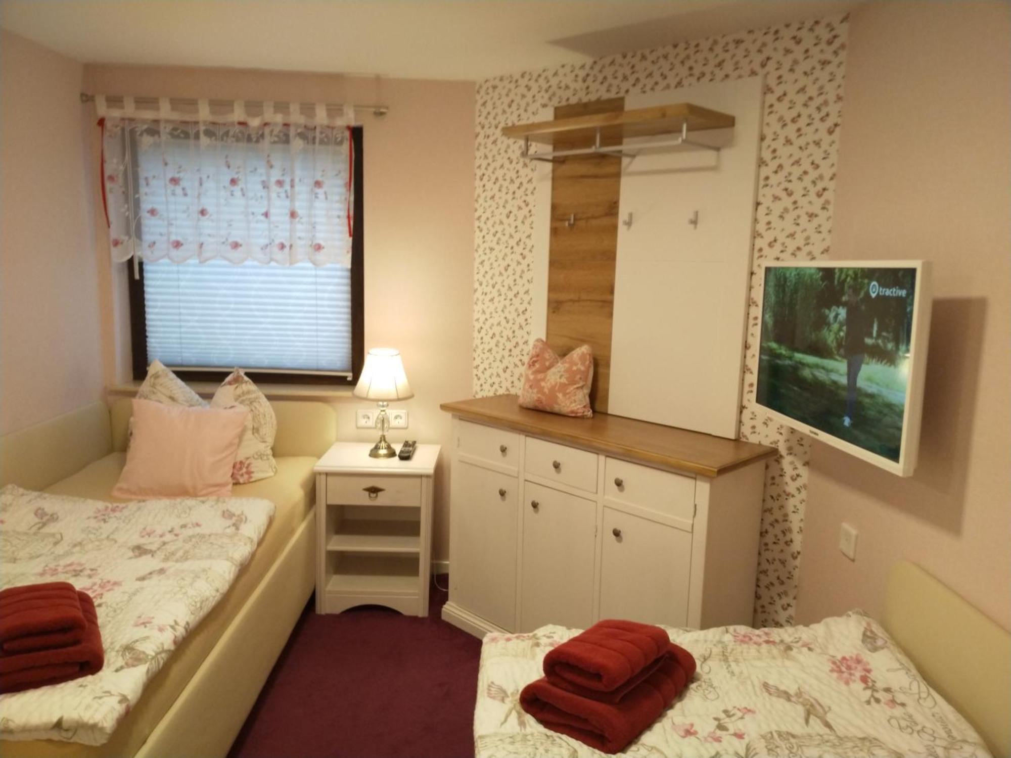 Ferienwohnung Baer Hoppegarten Exteriör bild