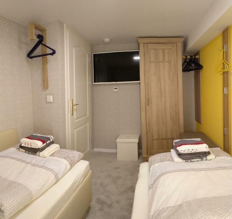 Ferienwohnung Baer Hoppegarten Exteriör bild